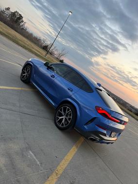 2020 BMW X6 M50i