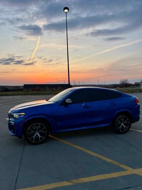 2020 BMW X6 M50i