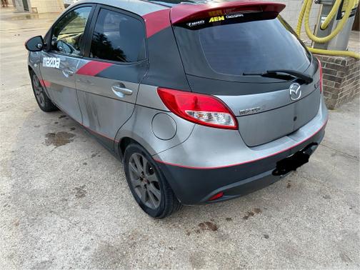 2012 Mazda Mazda2 Touring