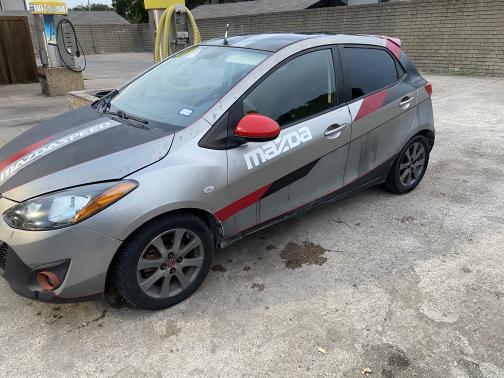 2012 Mazda Mazda2 Touring