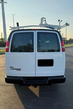 2011 Chevrolet Express 2500 Work Van