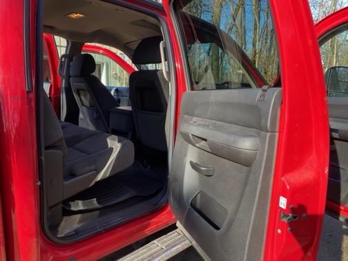 2009 Chevrolet Silverado 2500 LT Crew Cab