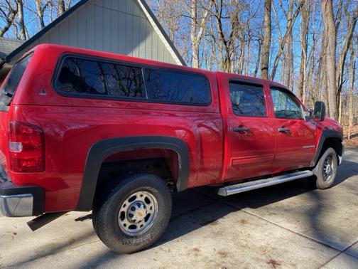 2009 Chevrolet Silverado 2500 LT Crew Cab