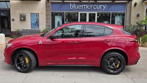 2020 Alfa Romeo Stelvio Quadrifoglio