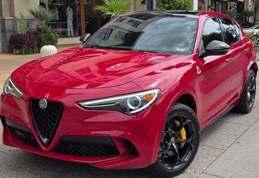 2020 Alfa Romeo Stelvio Quadrifoglio