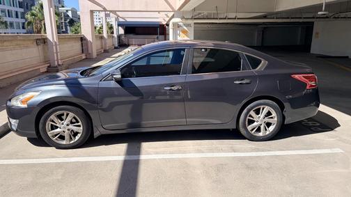 Gray 2013 Nissan Altima 2.5 SV