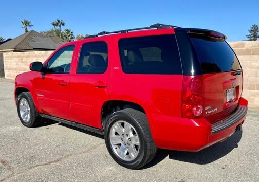 Red 2011 GMC Yukon SLT