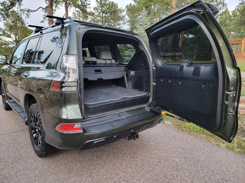 2023 Lexus GX 460 Base