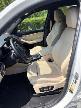 White 2022 BMW X3 xDrive30i