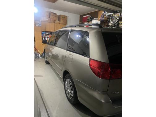 2006 Toyota Sienna LE