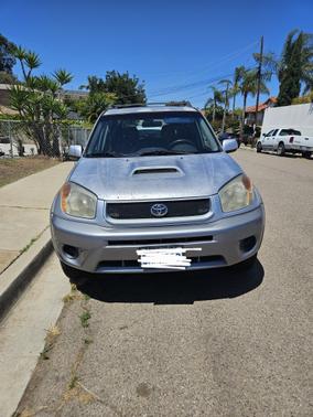 2005 Toyota RAV4 Base