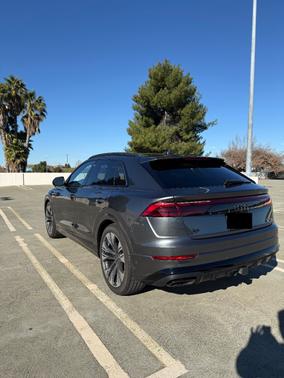 2025 Audi Q8 55 Prestige