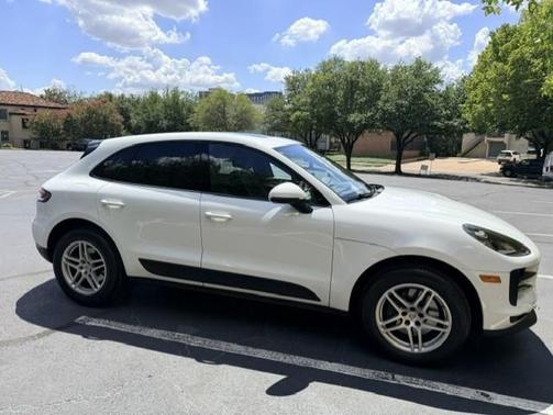 White 2021 Porsche Macan Macan