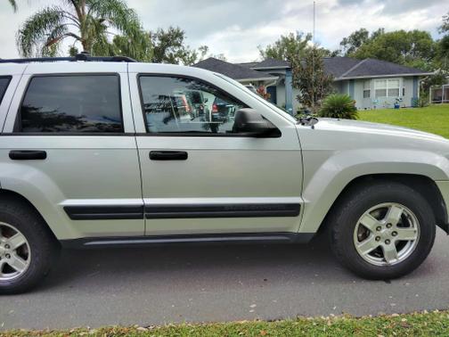 2005 Jeep Grand Cherokee Laredo