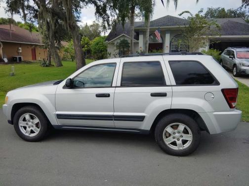 2005 Jeep Grand Cherokee Laredo