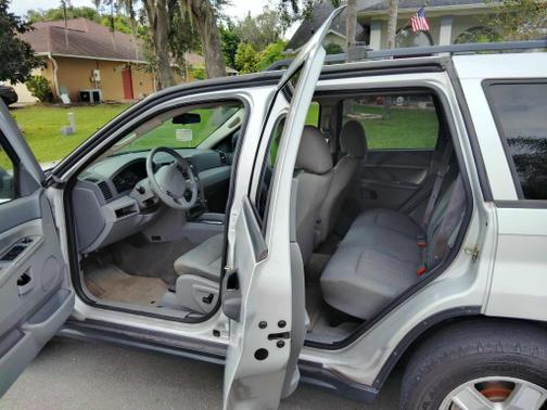 2005 Jeep Grand Cherokee Laredo