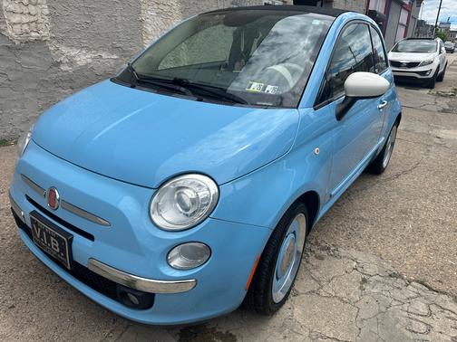 Blue 2015 FIAT 500C Lounge