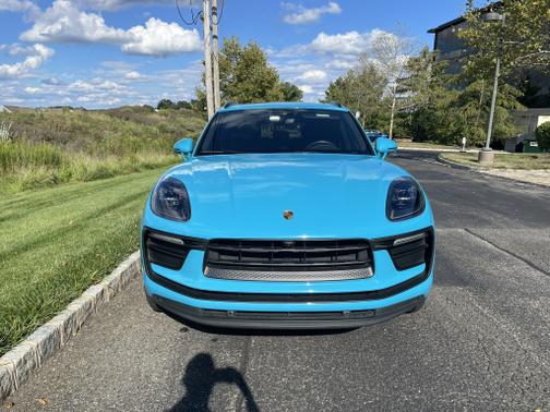 2022 Porsche Macan Macan