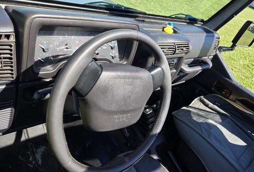 2000 Jeep Wrangler SE