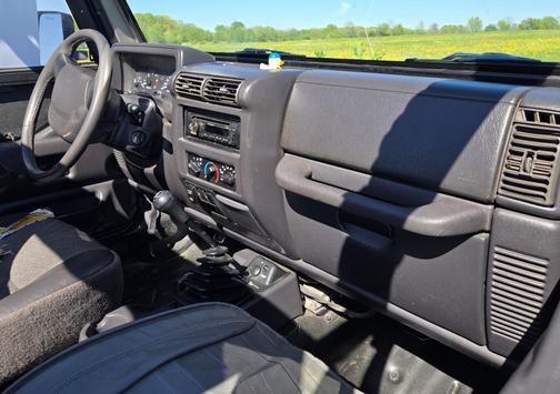 2000 Jeep Wrangler SE