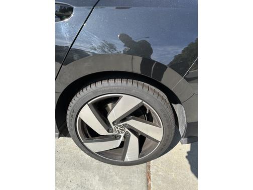 2024 Volkswagen Golf GTI 2.0T S DSG