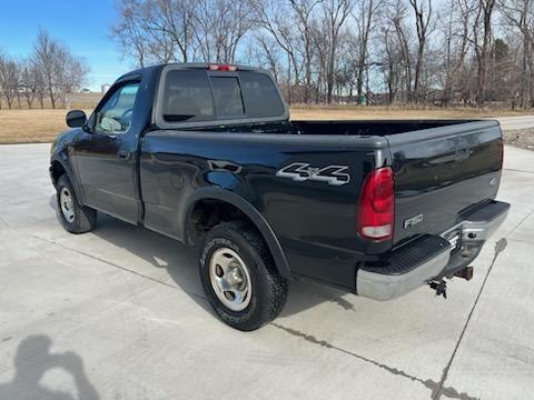 Black 2002 Ford F-150 XL