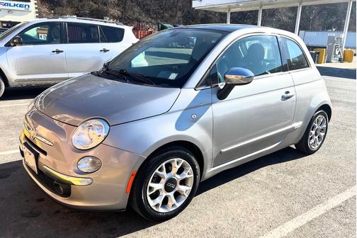 Silver 2017 FIAT 500 Lounge