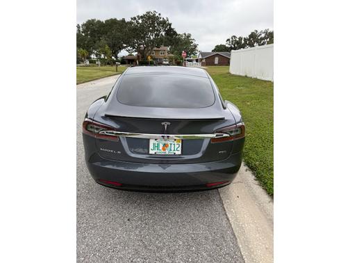 2018 Tesla Model S 75D