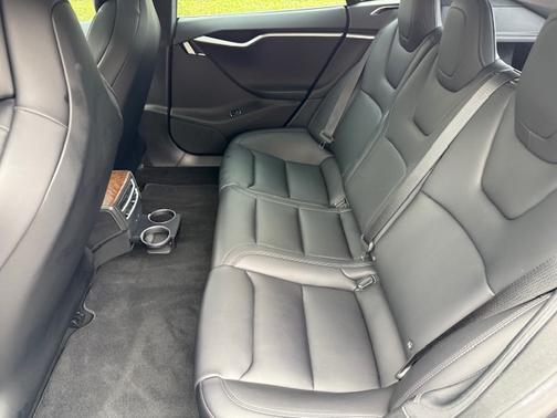 2018 Tesla Model S 75D