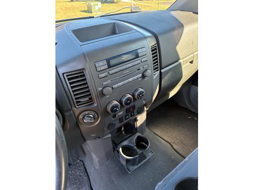 2004 Nissan Titan SE King Cab