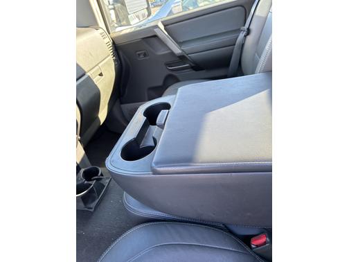 2004 Nissan Titan SE King Cab
