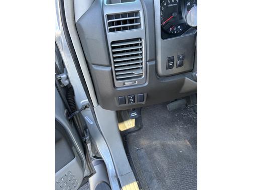2004 Nissan Titan SE King Cab