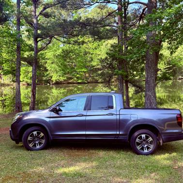 Gray 2017 Honda Ridgeline RTL