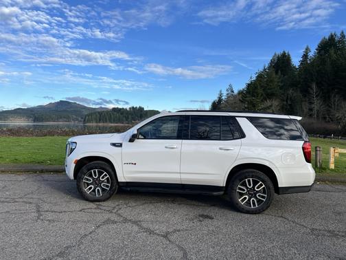 2023 GMC Yukon AT4