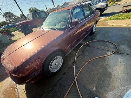 1992 BMW 525 i