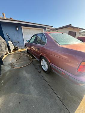 1992 BMW 525 i