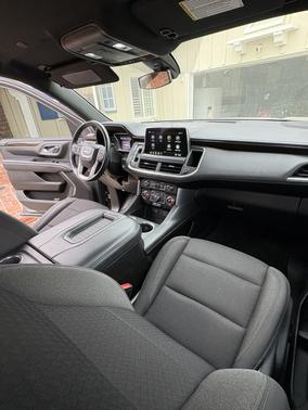 Silver 2021 GMC Yukon XL SLE
