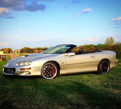 Silver 2000 Chevrolet Camaro Z28