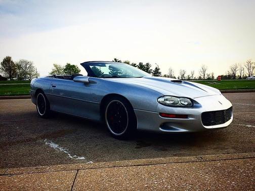Silver 2000 Chevrolet Camaro Z28
