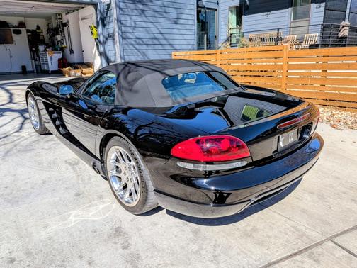 2003 Dodge Viper SRT-10