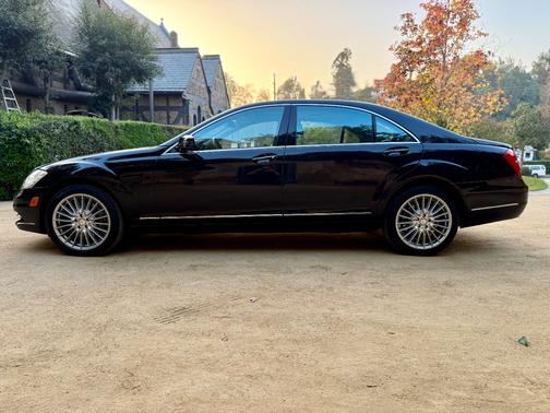 2010 Mercedes-Benz S-Class S 550