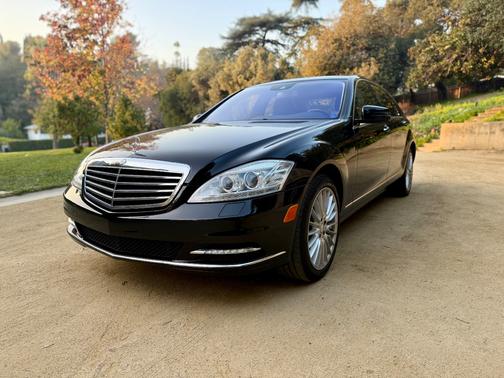 2010 Mercedes-Benz S-Class S 550