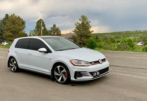 2018 Volkswagen Golf GTI 2.0T SE 4-Door
