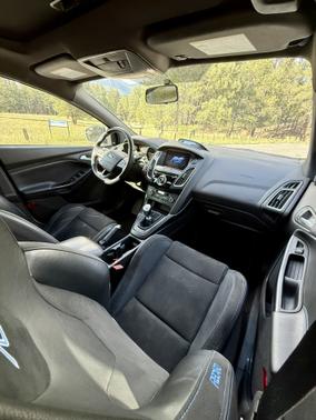 2017 Ford Focus RS Base