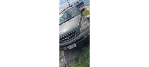 2004 Kia Sorento LX