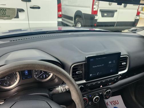 2021 Hyundai VENUE SE