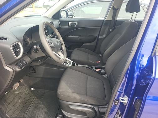 2021 Hyundai VENUE SE