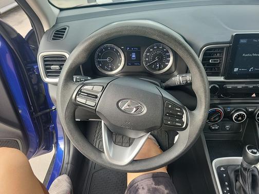2021 Hyundai VENUE SE