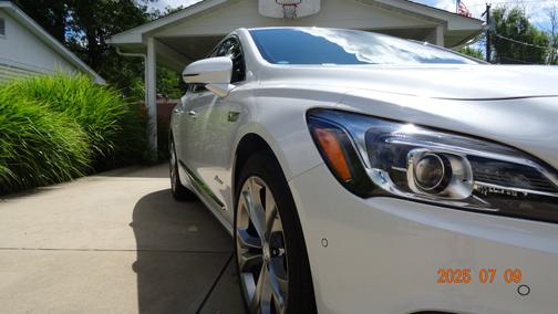 2019 Buick LaCrosse Avenir