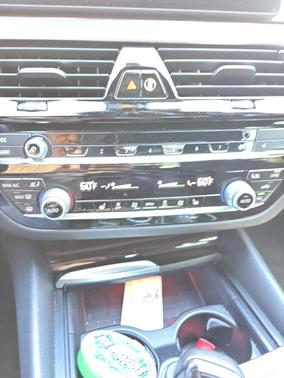 White 2021 BMW 530 i